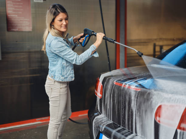 Best Commercial Building Pressure Washing  in Pasadena, CA